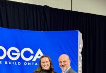 Melissa Ruck receives provincial field operations excellence award
